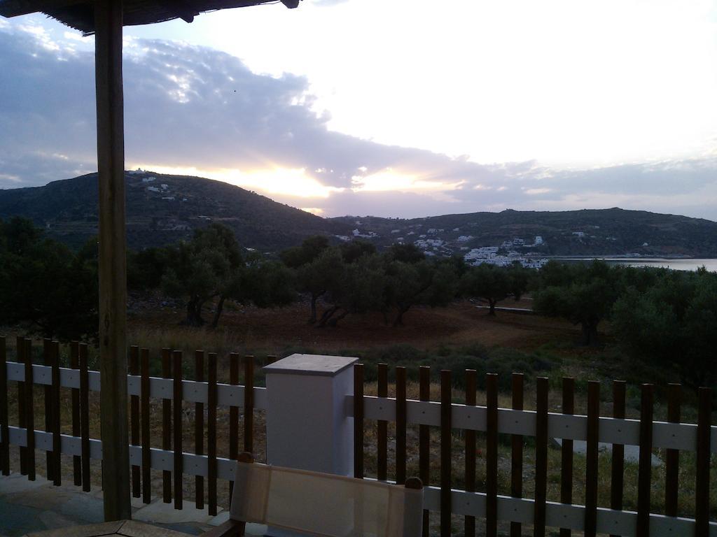 Studios Evdokia Platis Gialos  Luaran gambar