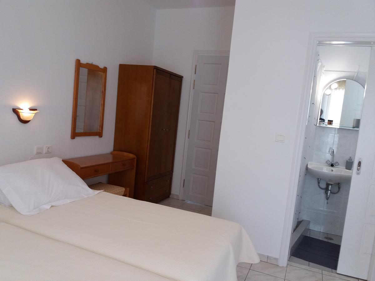 Studios Evdokia Platis Gialos  Luaran gambar